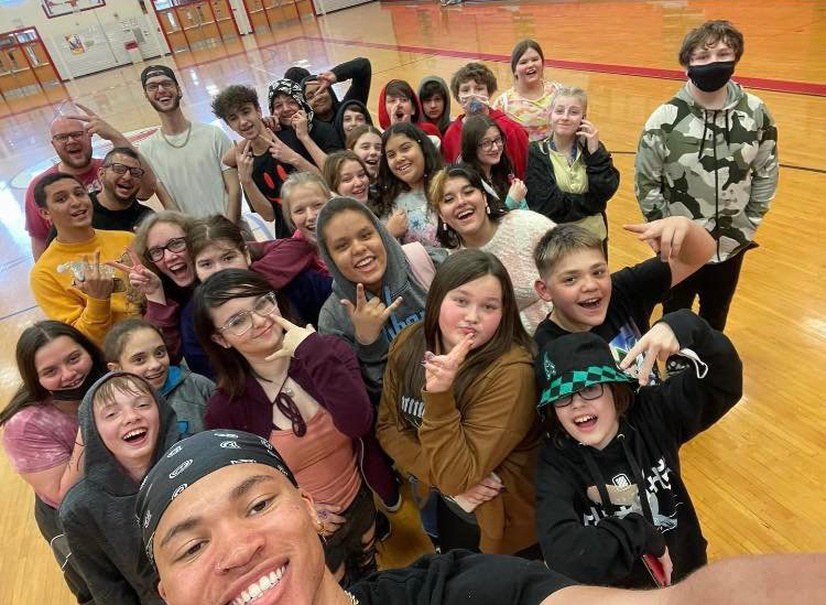 city life kids in a gym